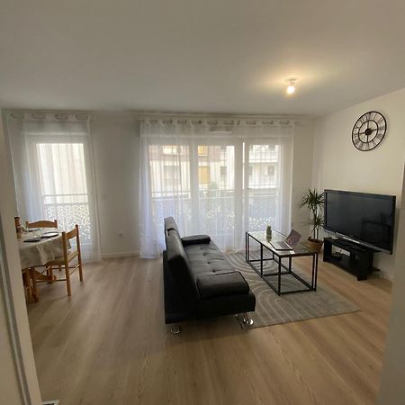 Joli Appartement F2 Bobigny Metro Proche Paris Екстер'єр фото