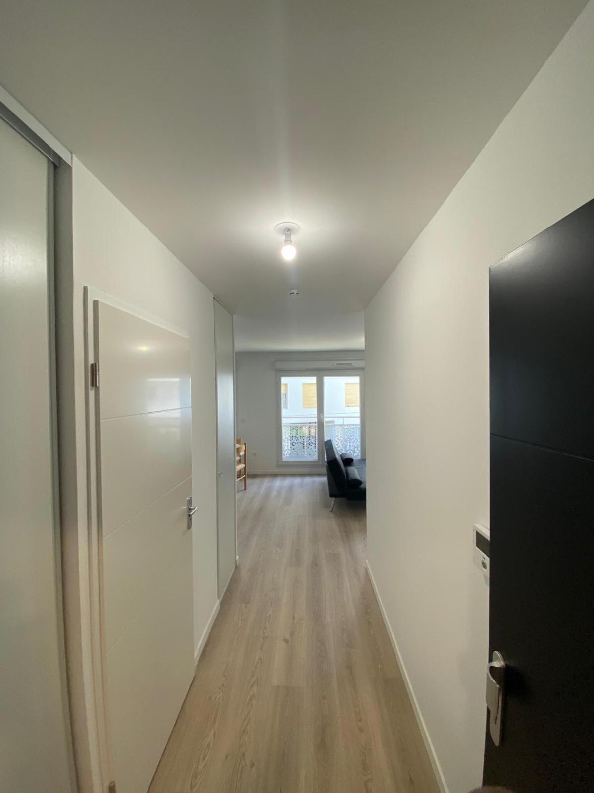 Joli Appartement F2 Bobigny Metro Proche Paris Екстер'єр фото
