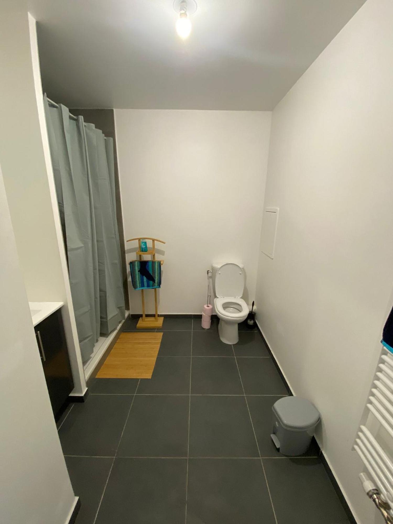 Joli Appartement F2 Bobigny Metro Proche Paris Екстер'єр фото