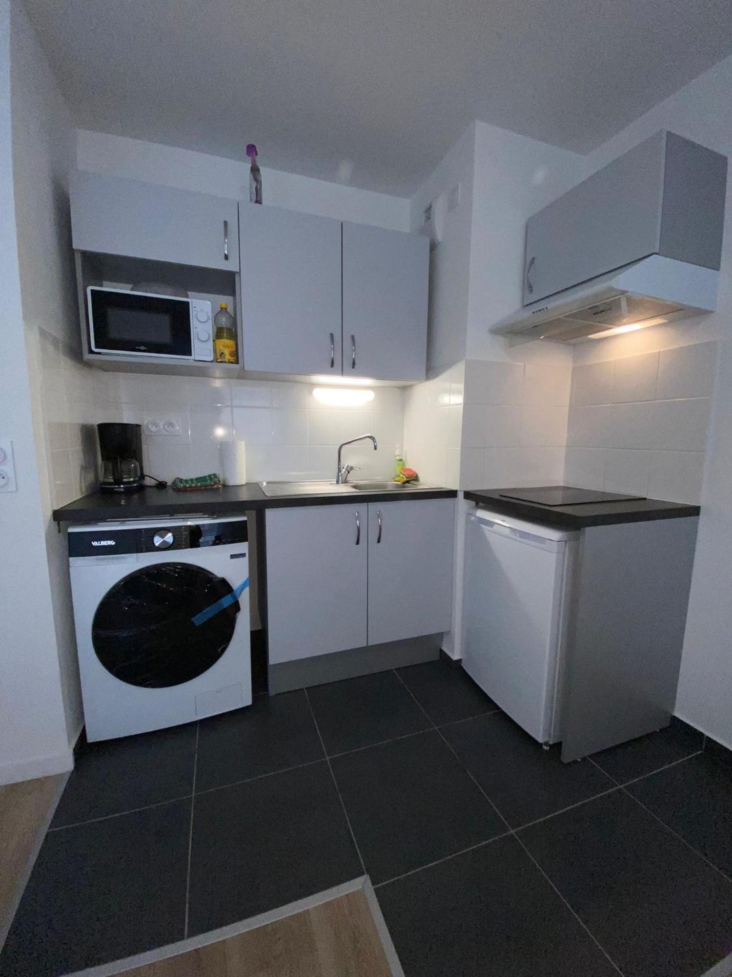 Joli Appartement F2 Bobigny Metro Proche Paris Екстер'єр фото